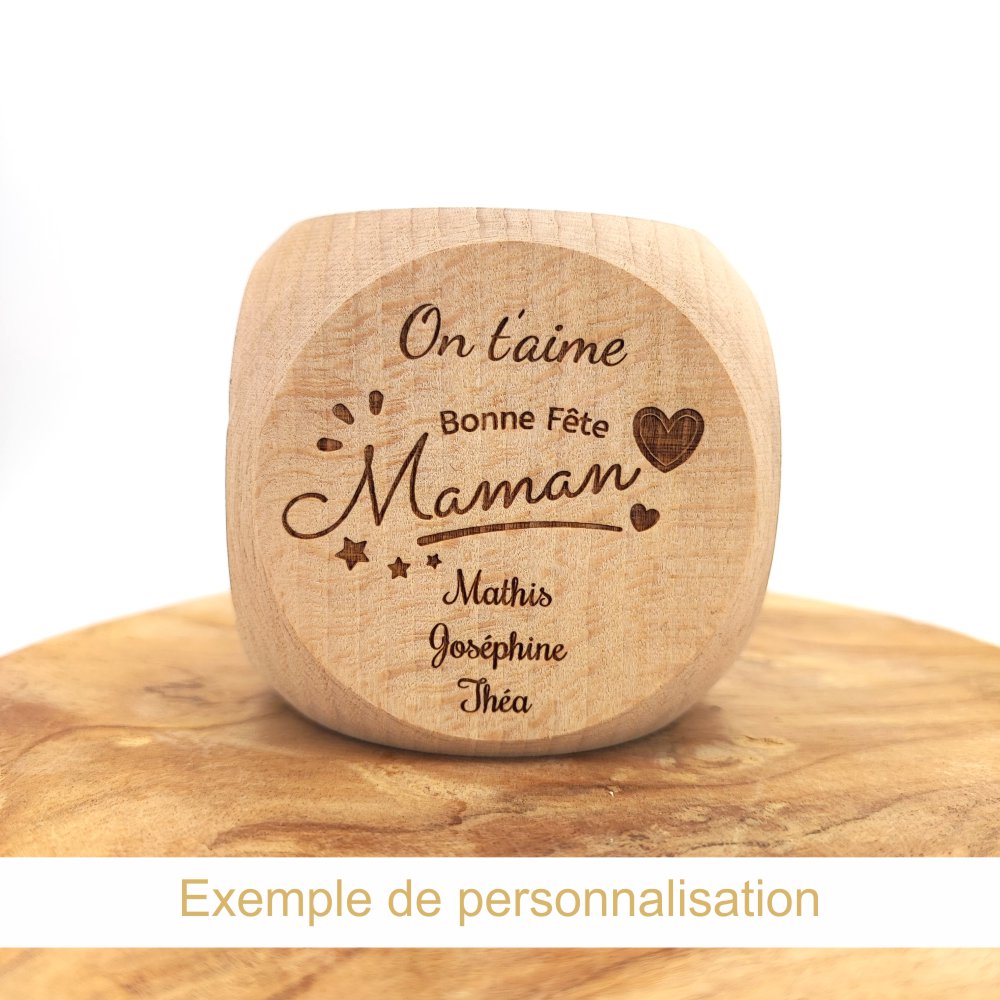 Dé en bois 100% personnalisable – Image 7